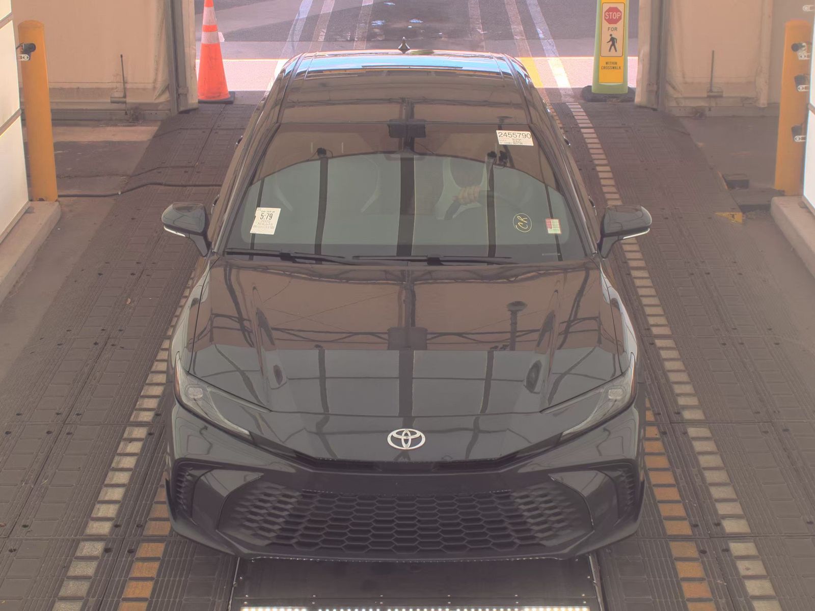 TOYOTA CAMRY - 3