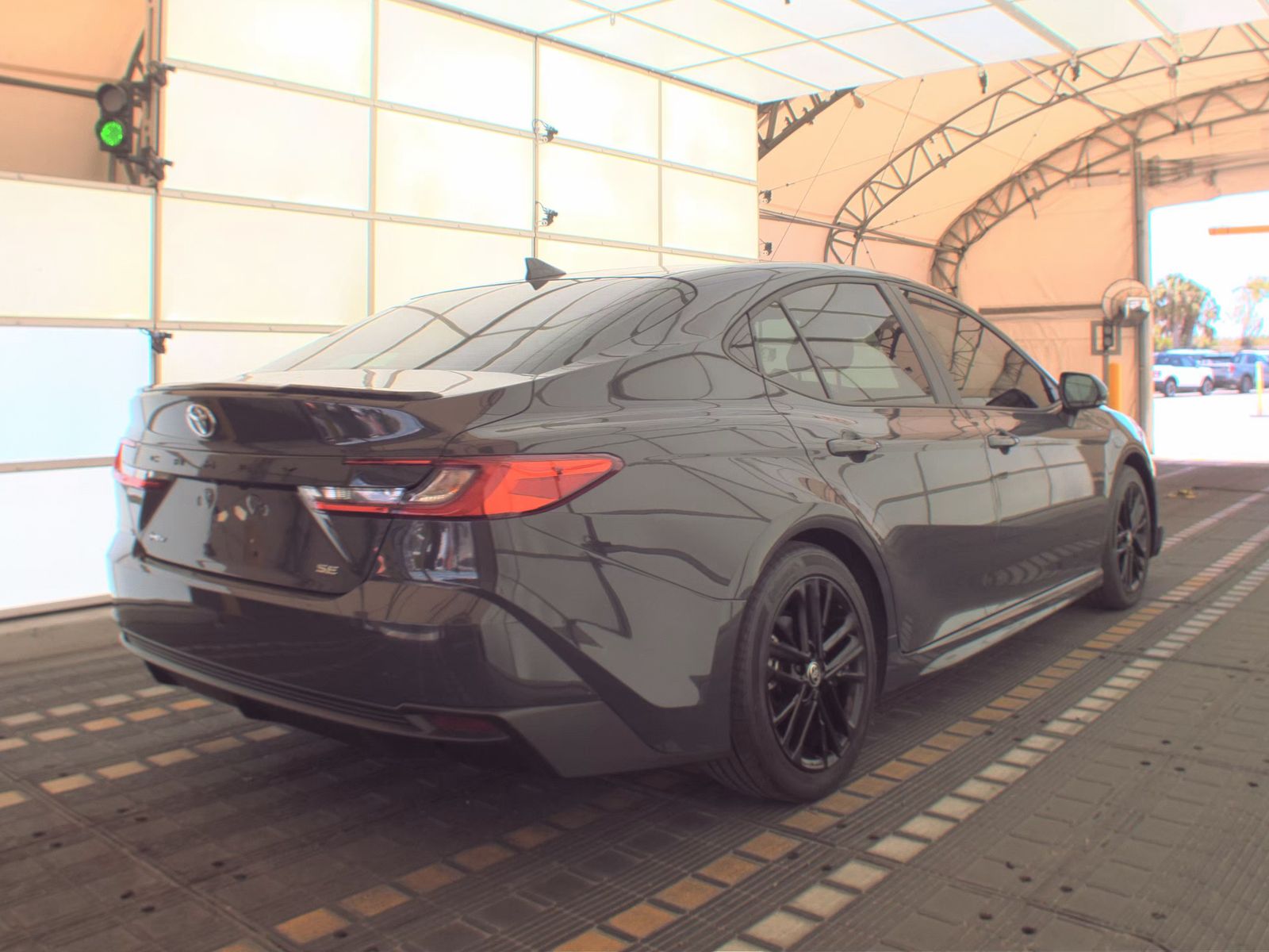 TOYOTA CAMRY - 6
