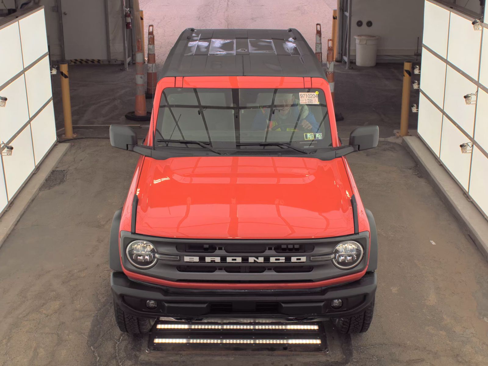 FORD BRONCO - 3