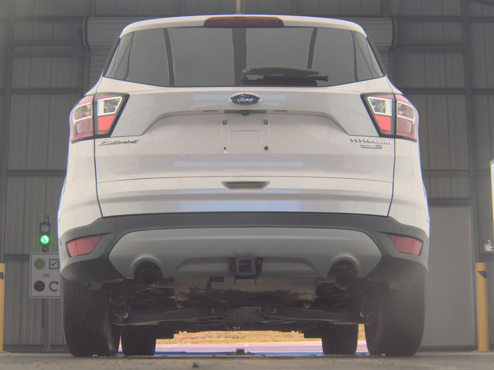 FORD ESCAPE - 8