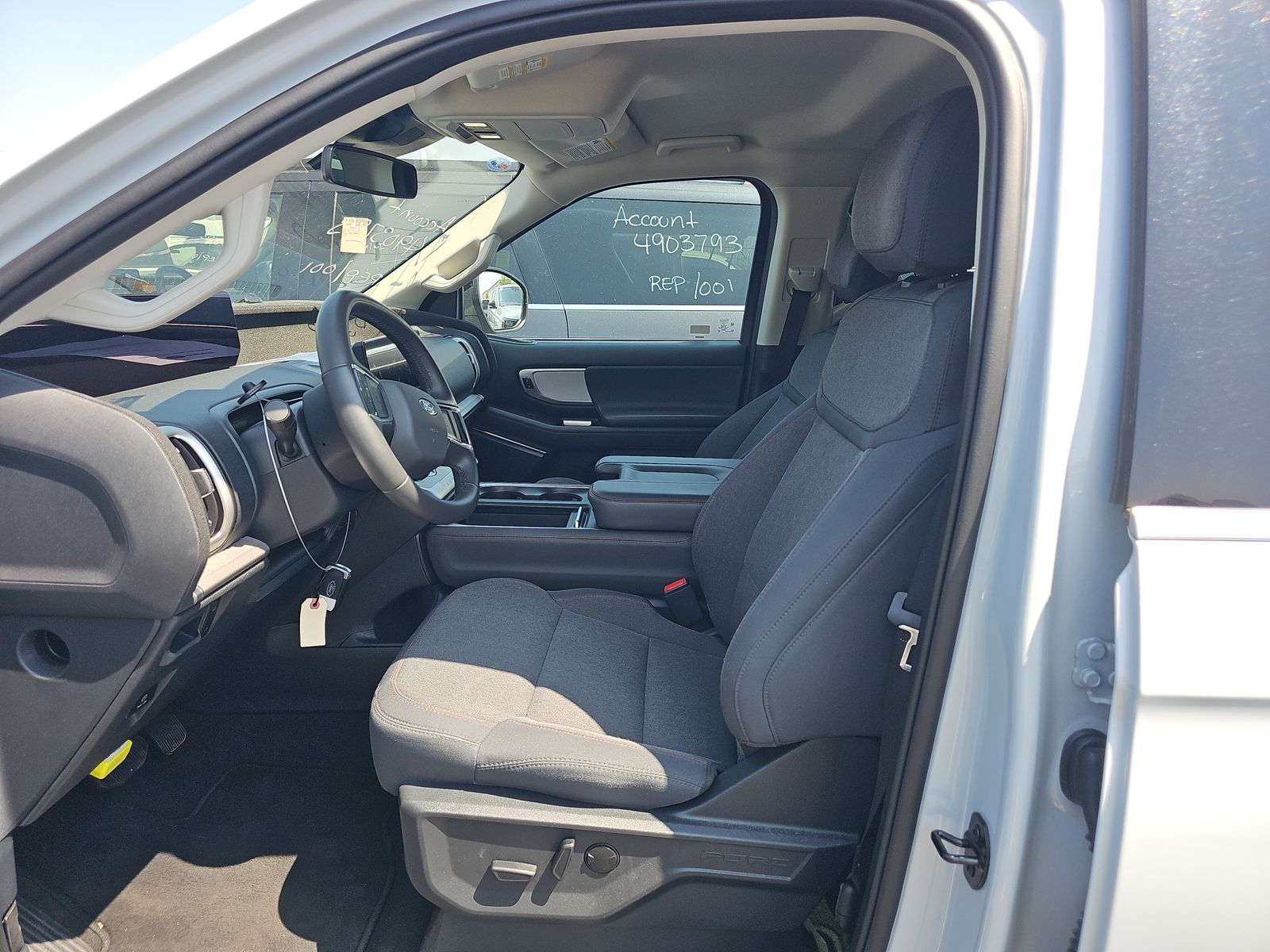 FORD EXPEDITION MAX - 8