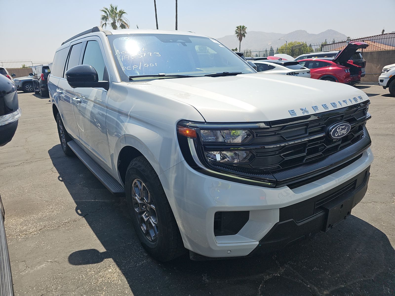 FORD EXPEDITION MAX - 4