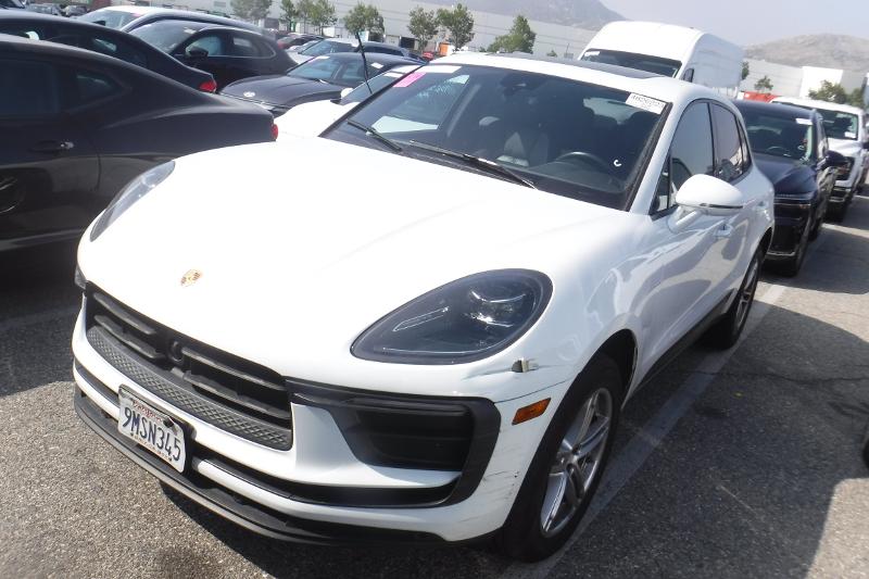 2024 Porsche Macan Base AWD