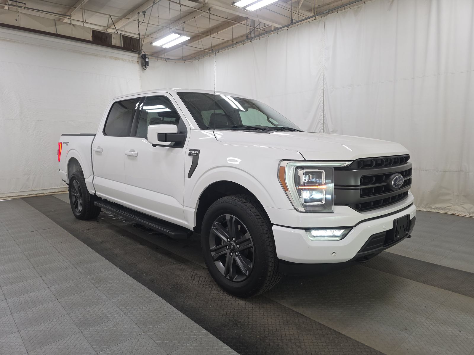 FORD F-150 - 4
