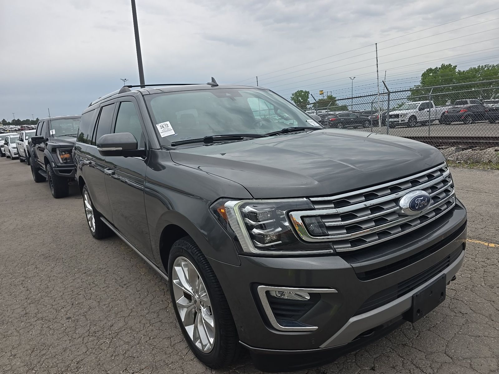 FORD EXPEDITION MAX - 4