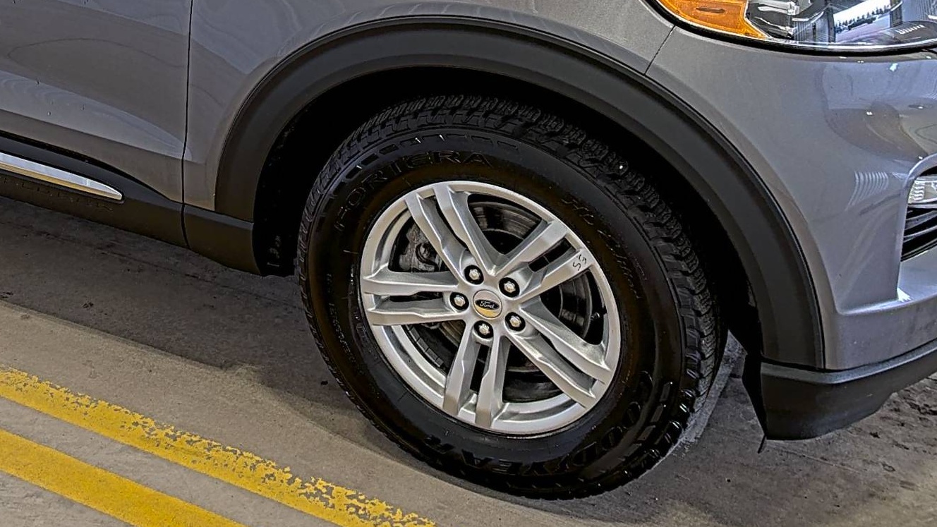 FORD EXPLORER - 9