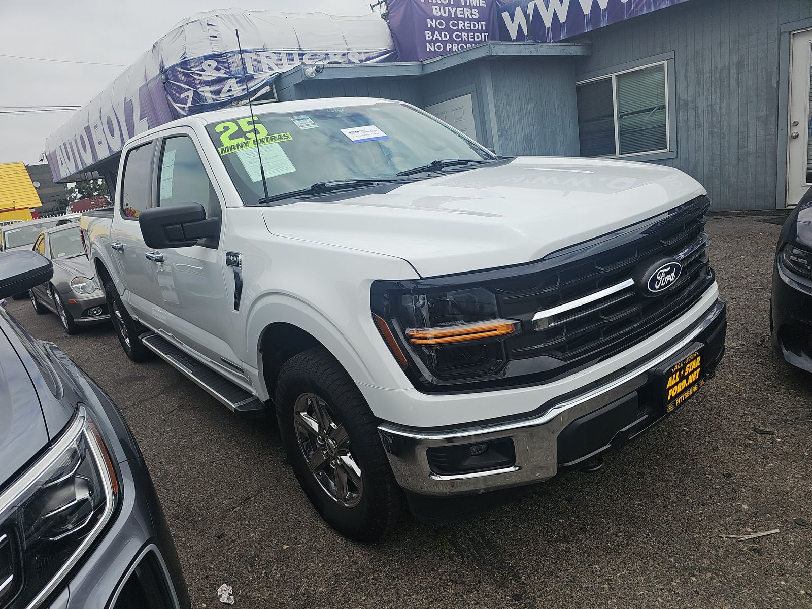 FORD F-150 - 4