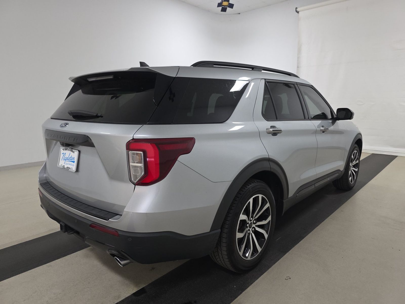 FORD EXPLORER - 5