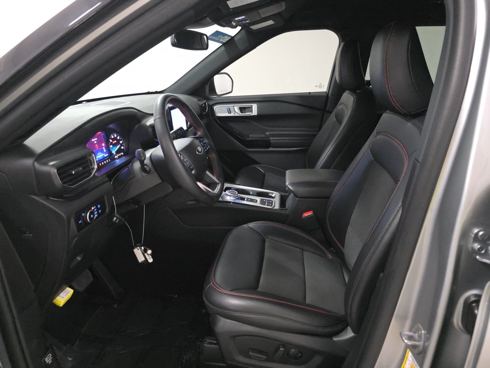 FORD EXPLORER - 8