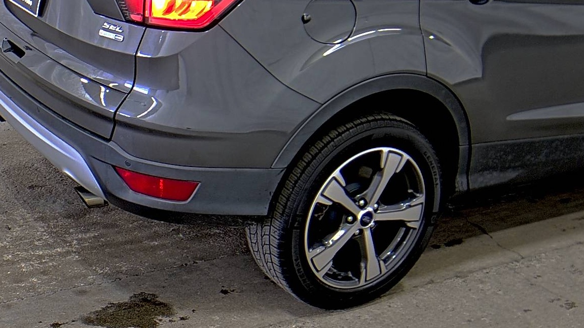 FORD ESCAPE - 10