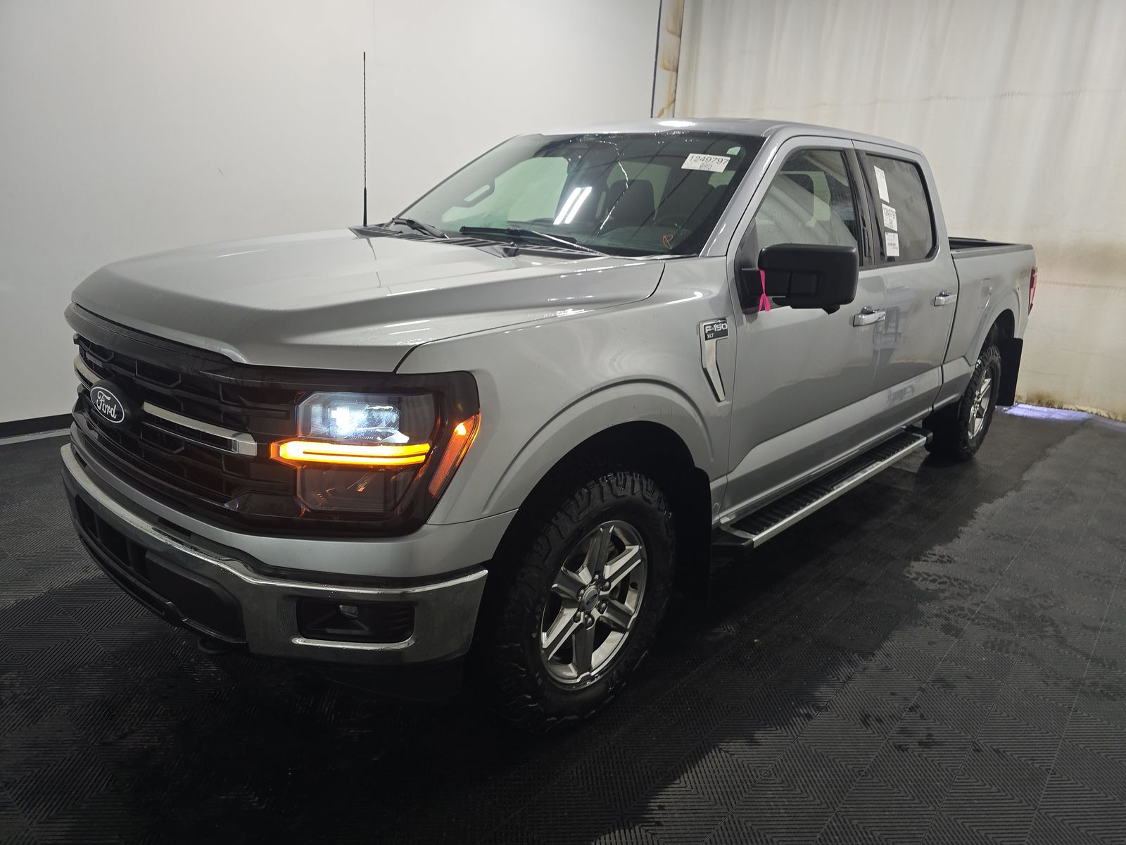 FORD F-150 - 1
