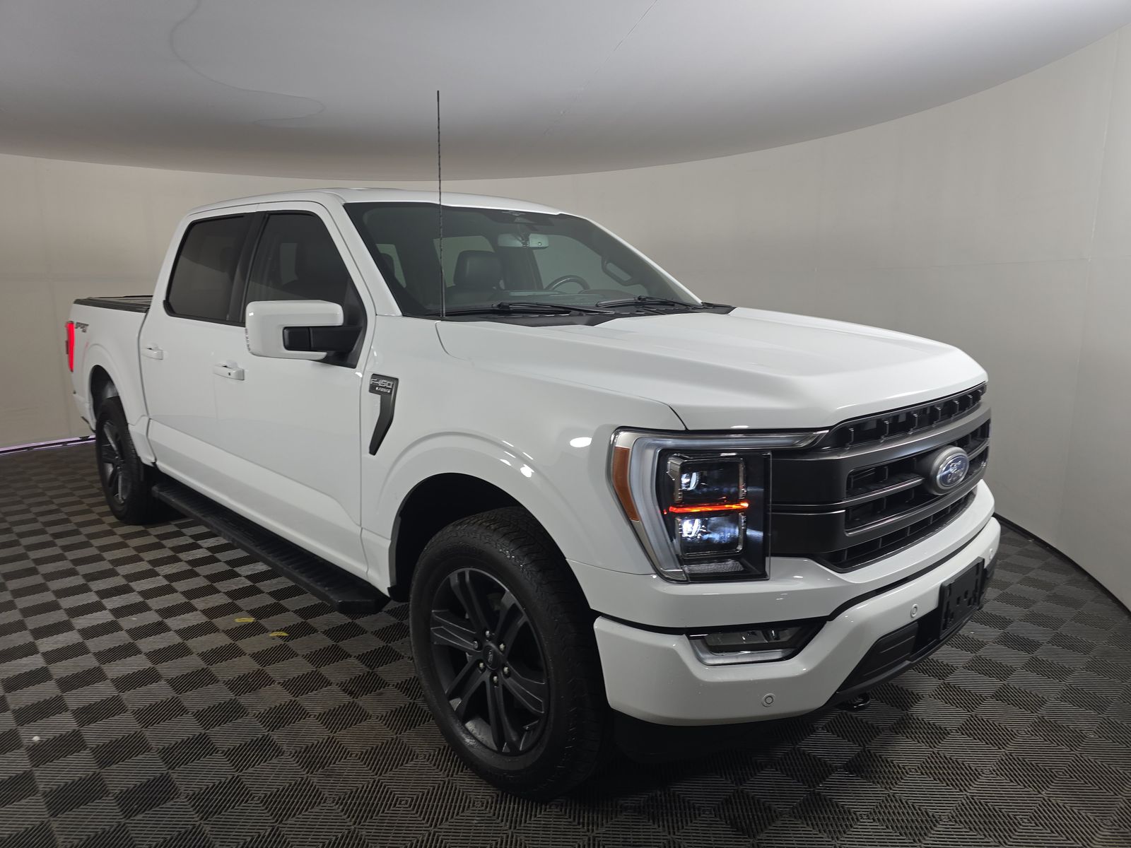 FORD F-150 - 4