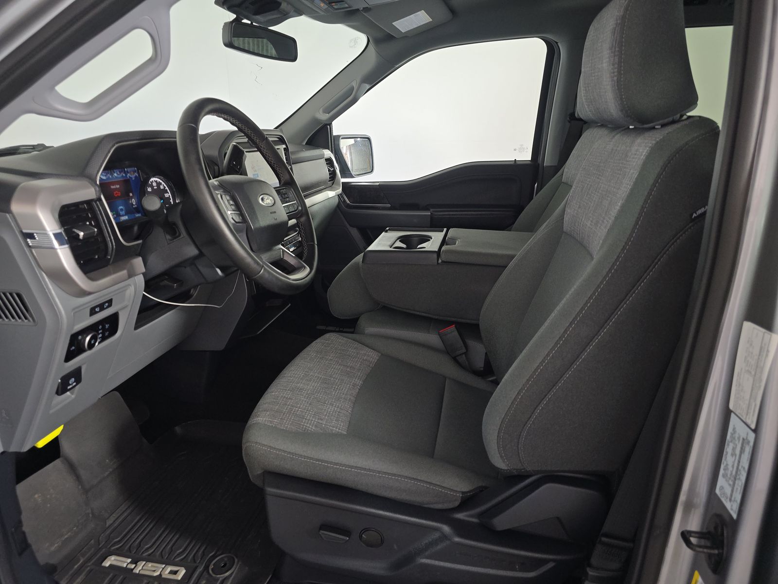 FORD F-150 - 8