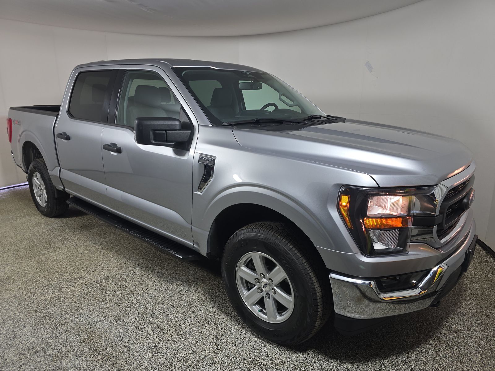 FORD F-150 - 4