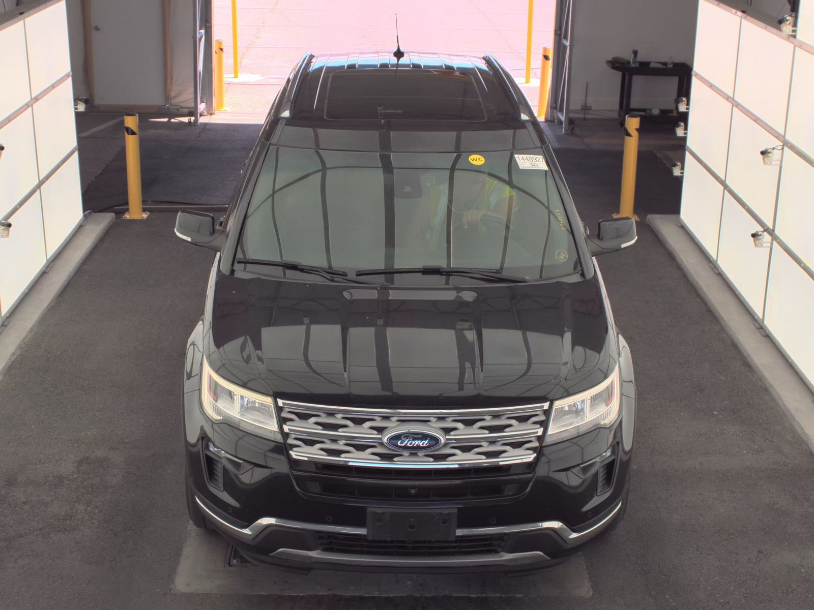 FORD EXPLORER - 3