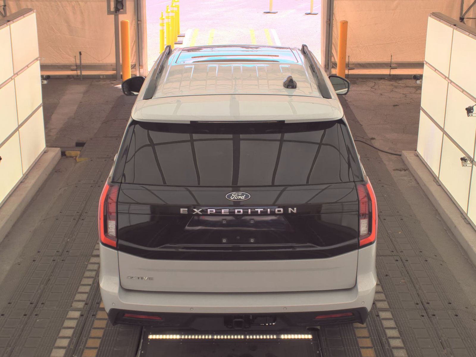FORD EXPEDITION - 7