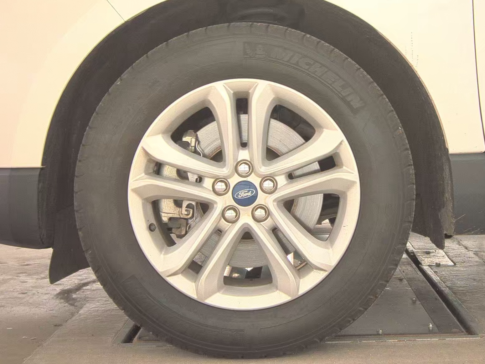 FORD EDGE - 10