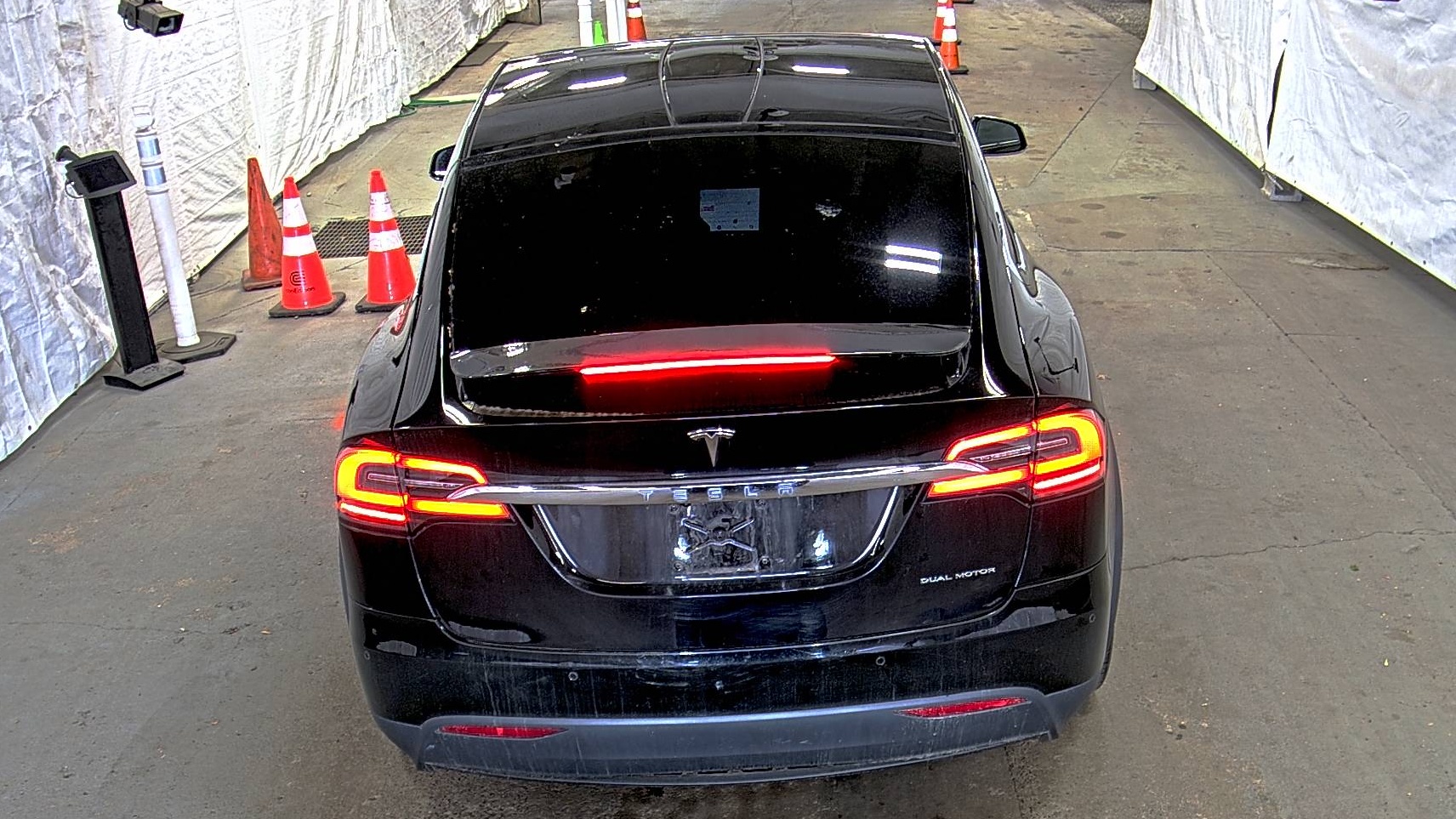 TESLA MODEL X - 6