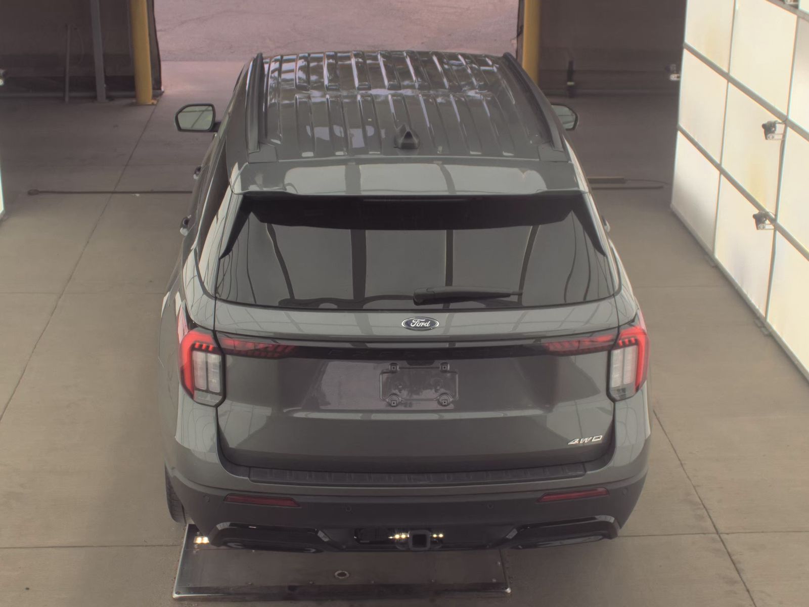FORD EXPLORER - 7