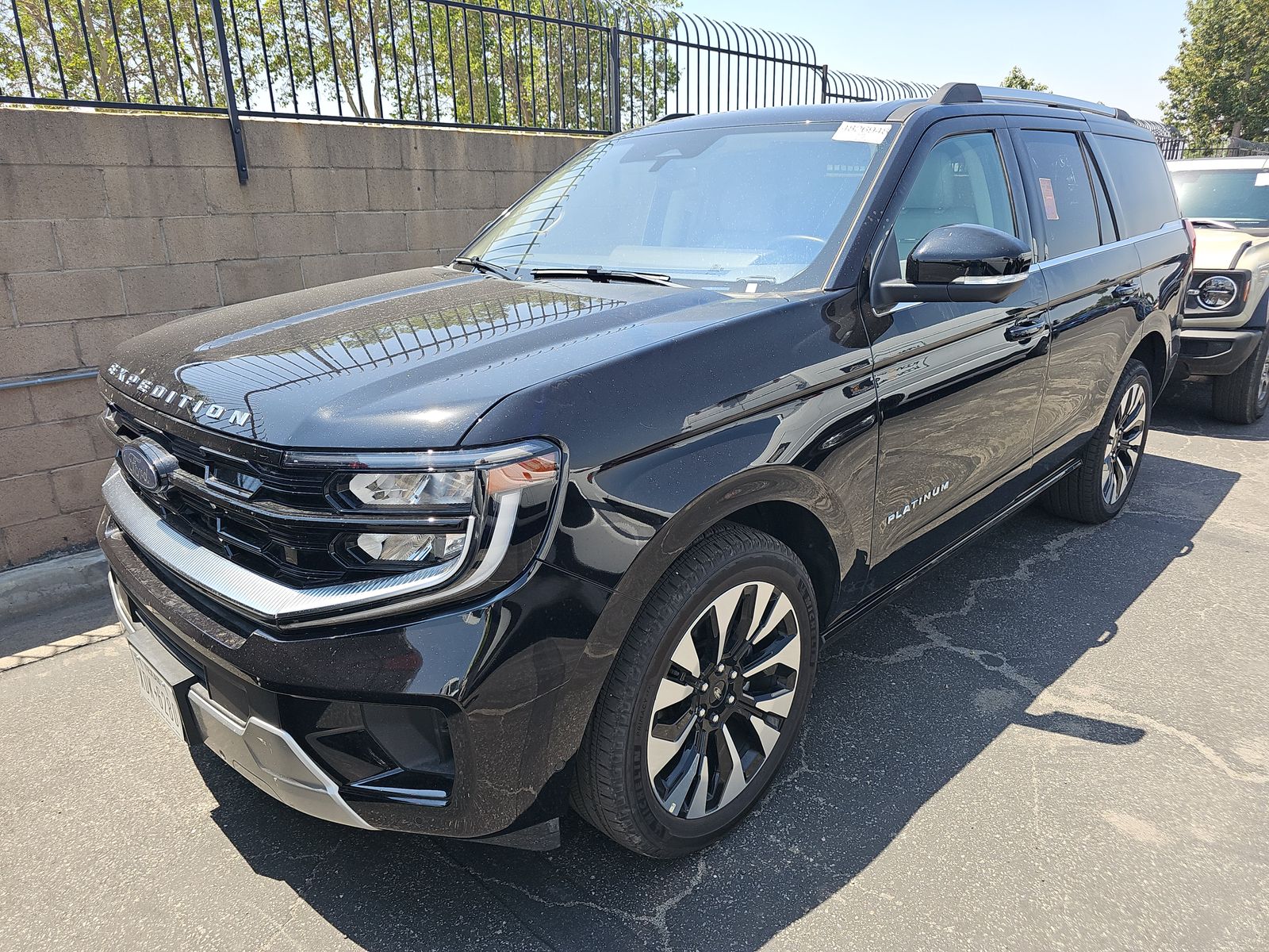 FORD EXPEDITION - 1