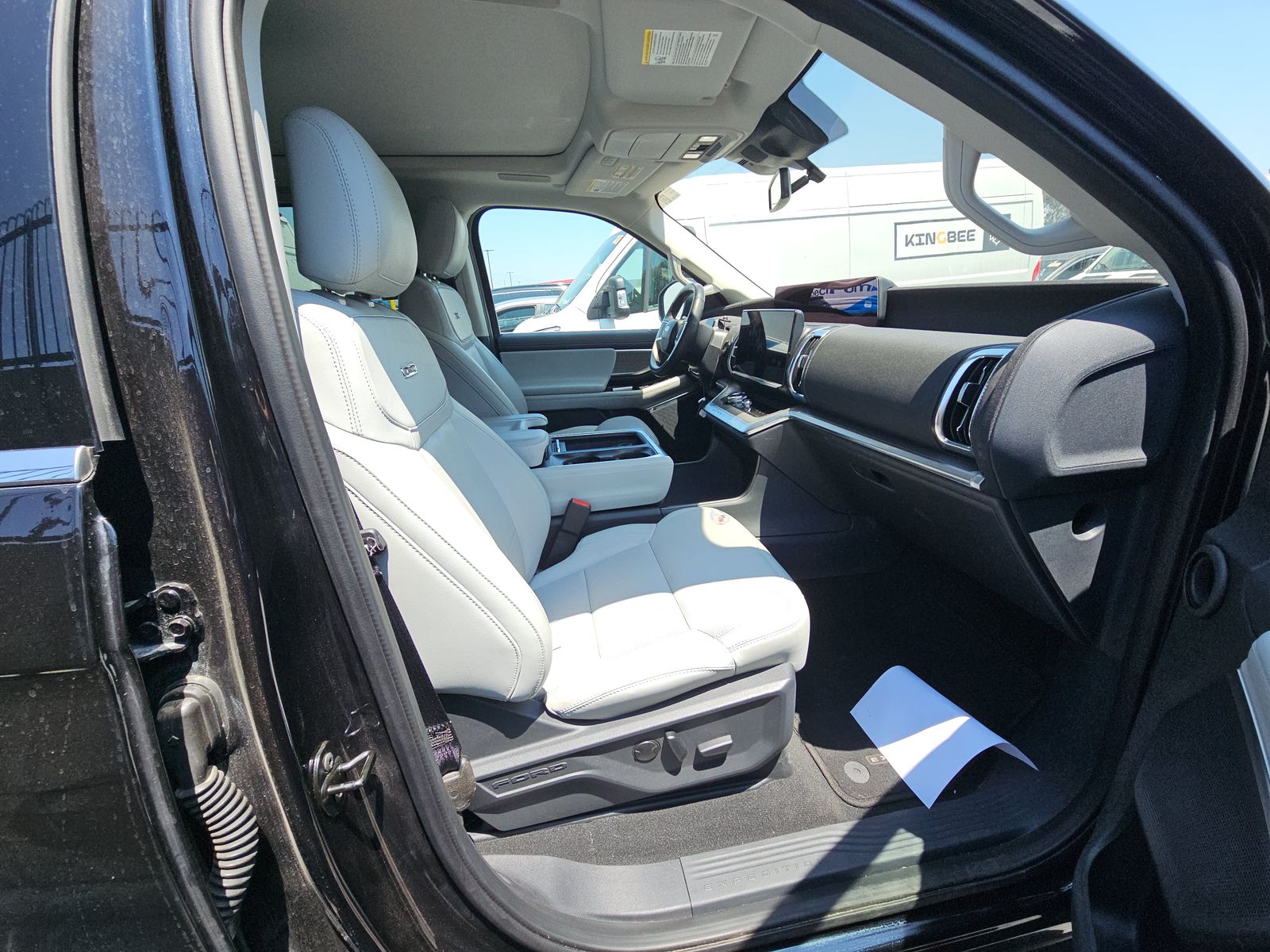 FORD EXPEDITION - 9