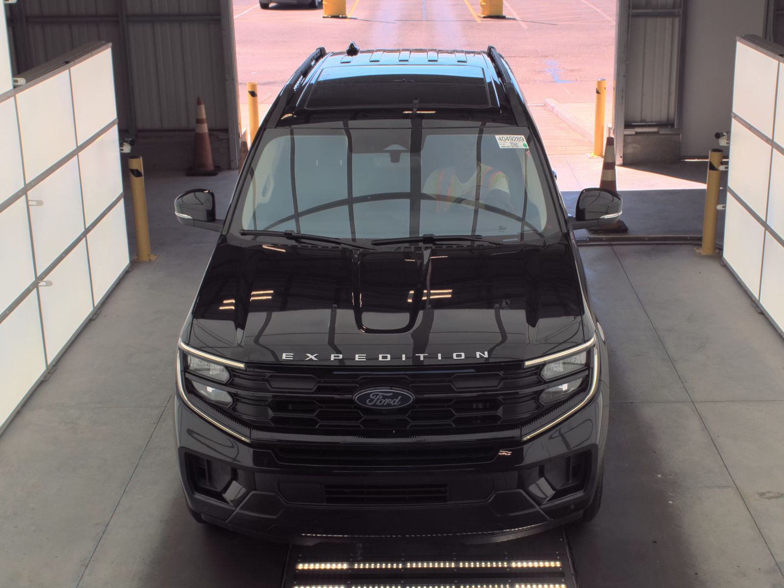 FORD EXPEDITION - 3