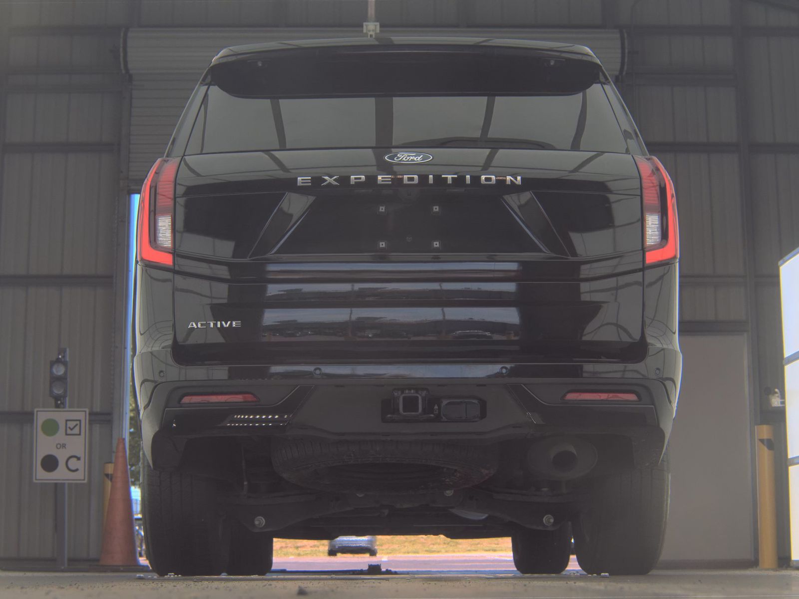 FORD EXPEDITION - 8