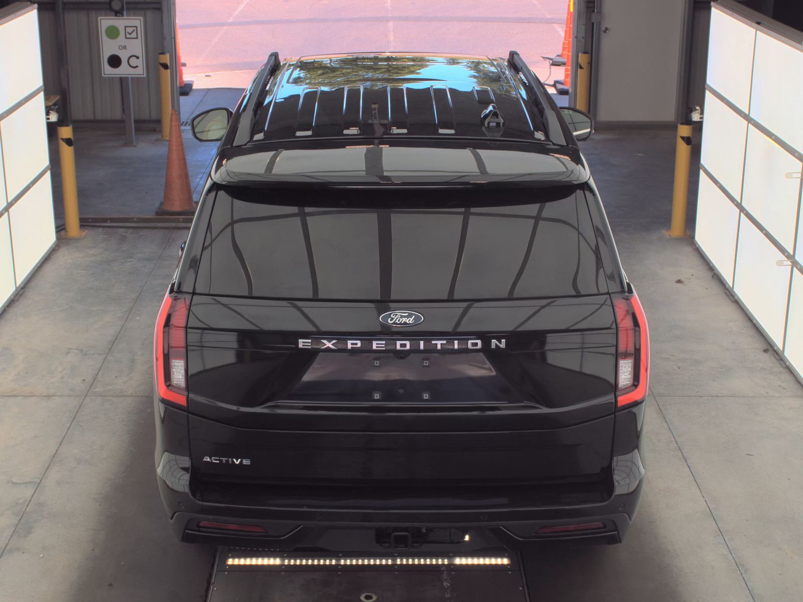 FORD EXPEDITION - 7