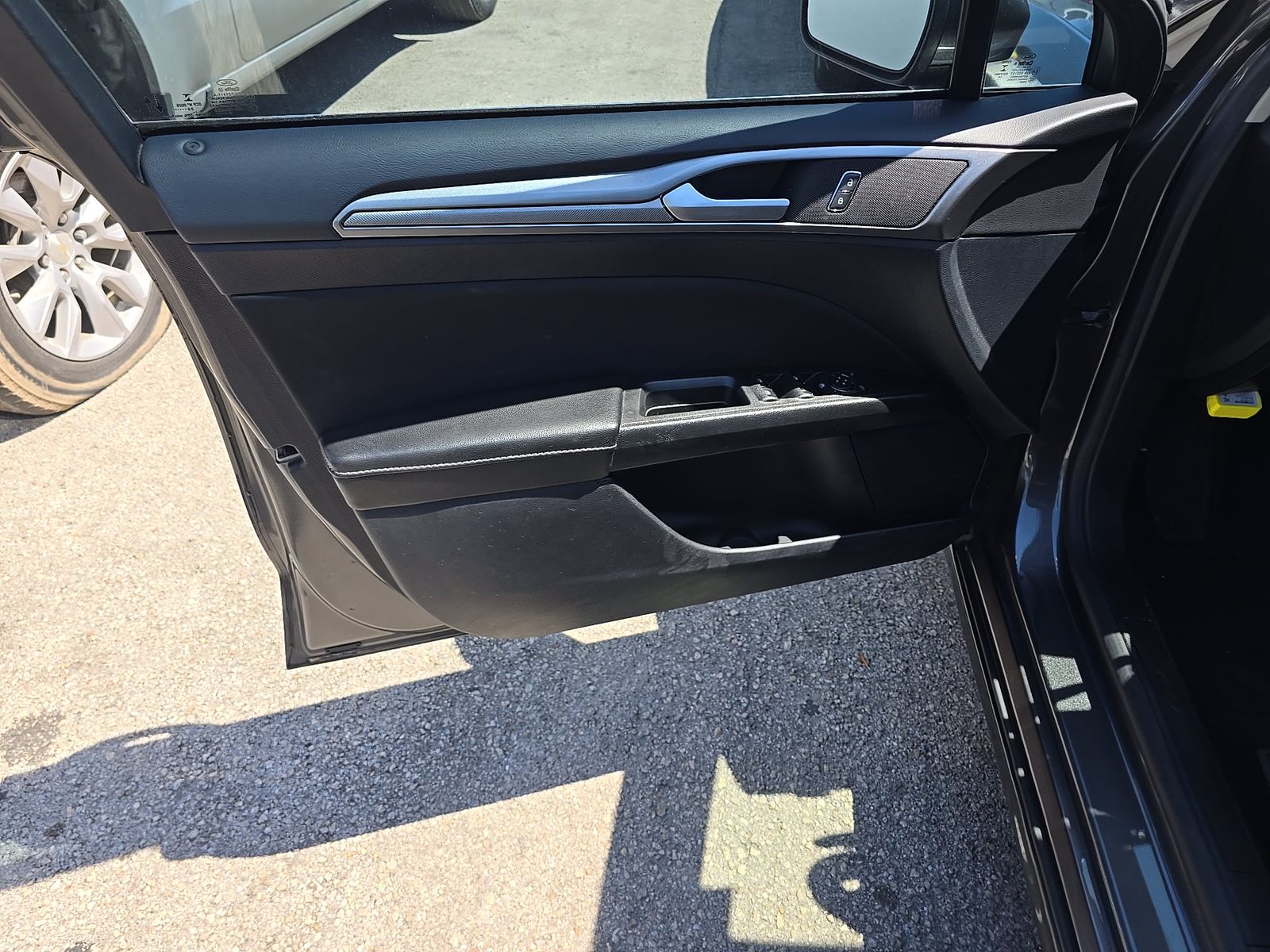 FORD FUSION - 10
