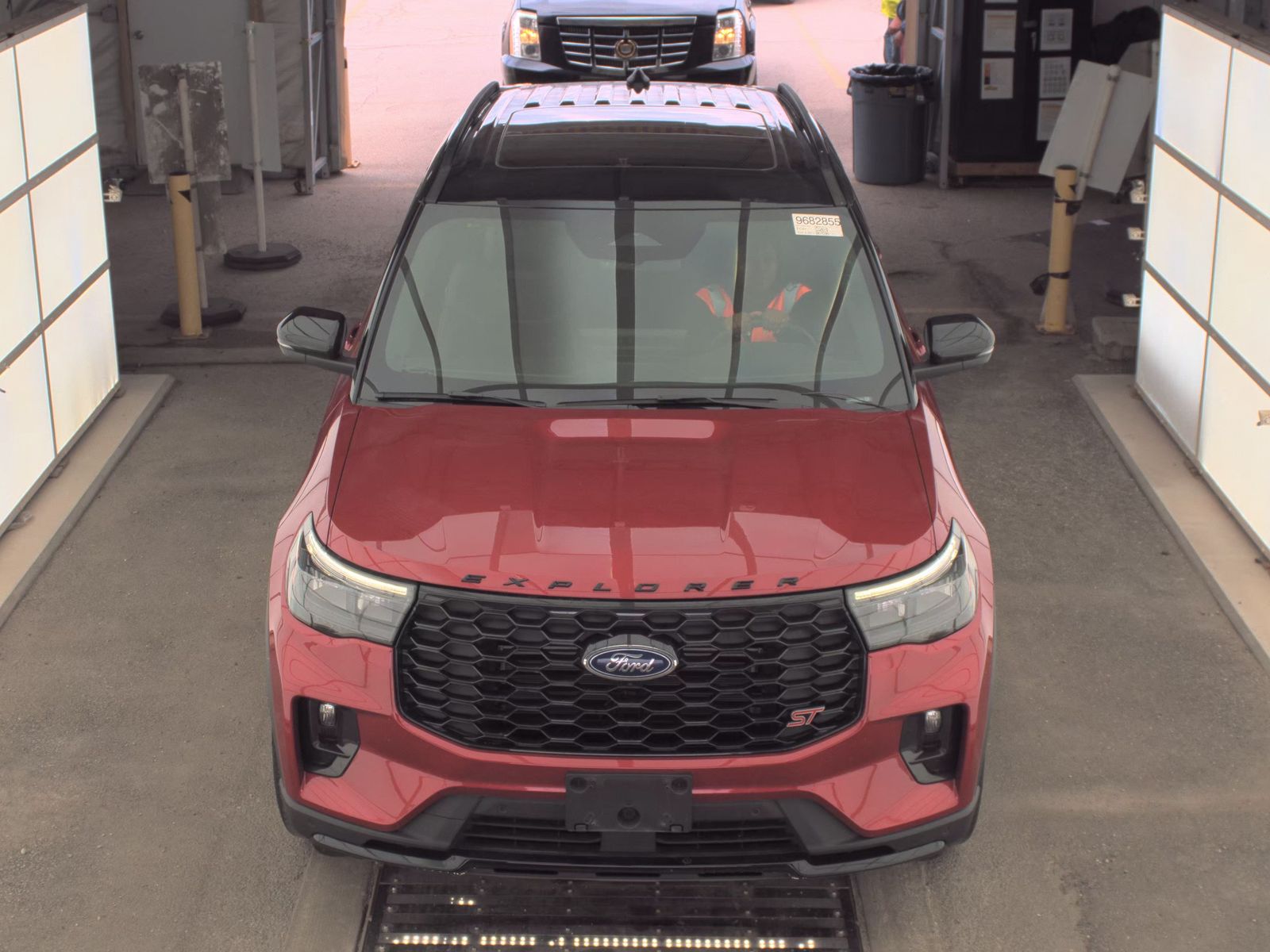 FORD EXPLORER - 3