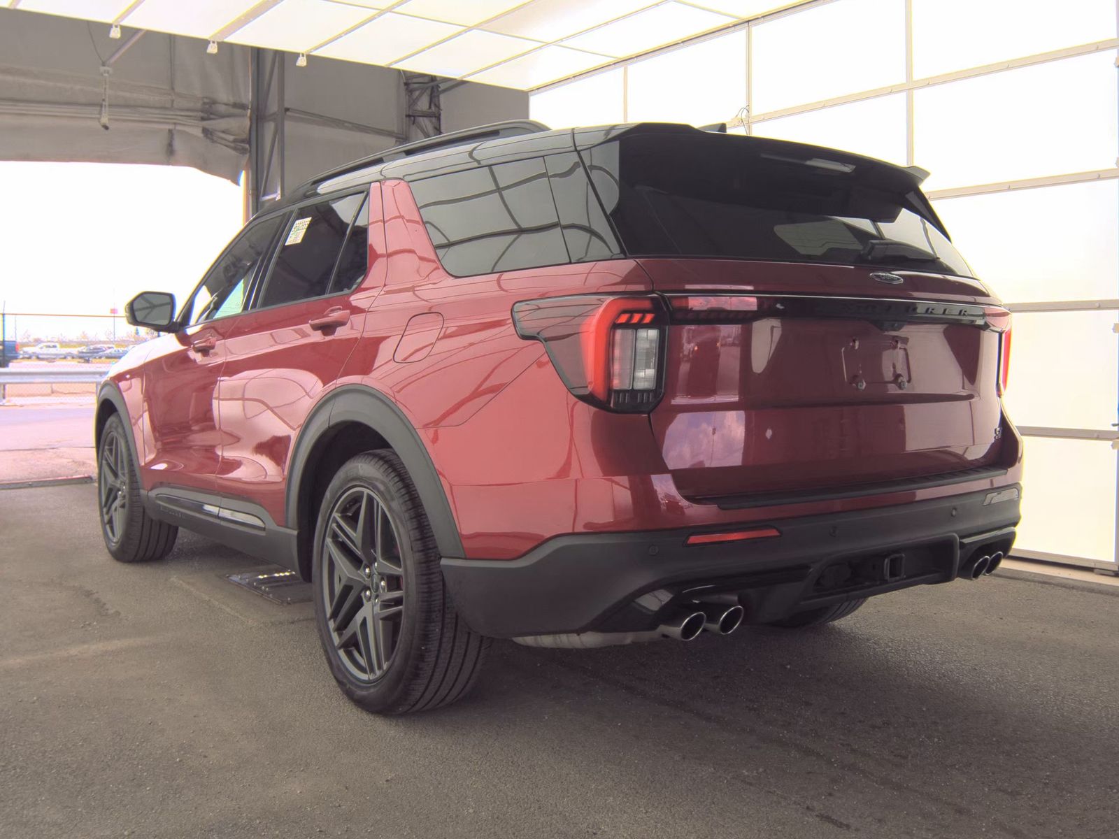 FORD EXPLORER - 9