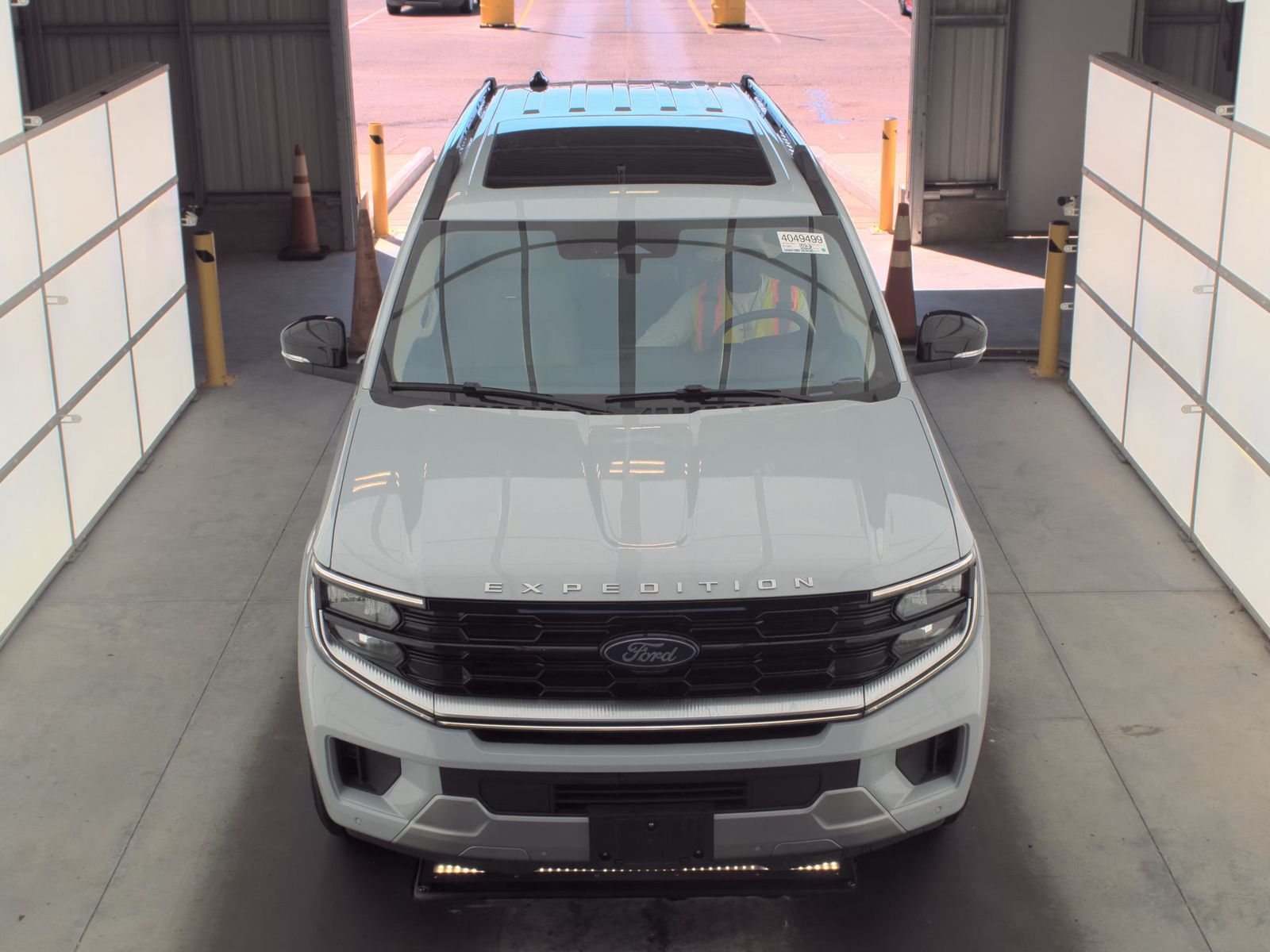 FORD EXPEDITION MAX - 3