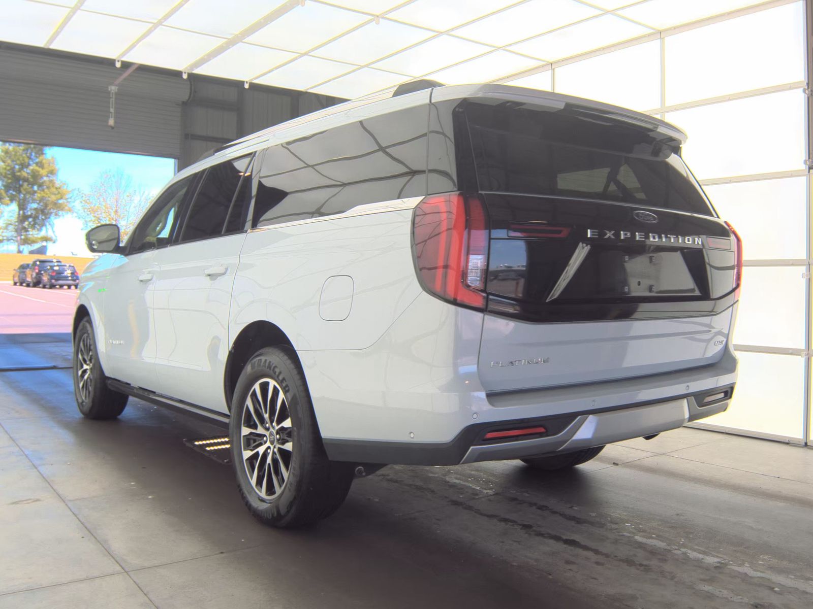 FORD EXPEDITION MAX - 9