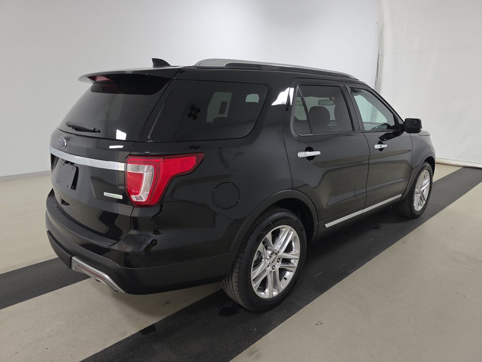 FORD EXPLORER - 5