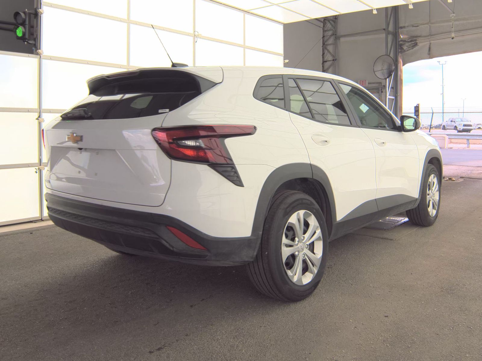 CHEVROLET TRAX - 6