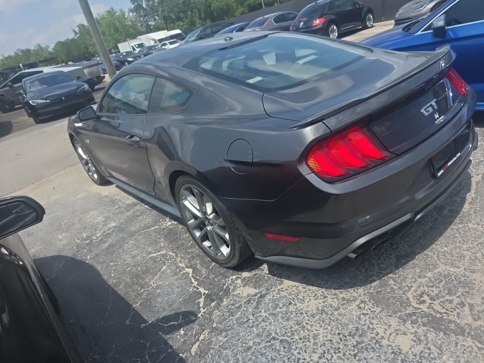 FORD MUSTANG - 7