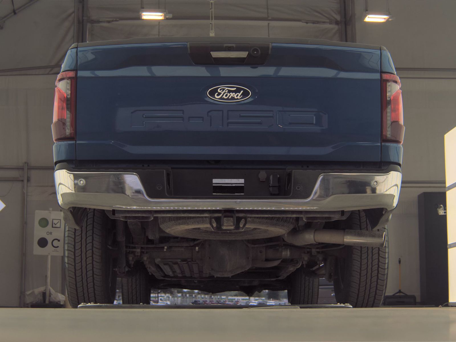 FORD F-150 - 8