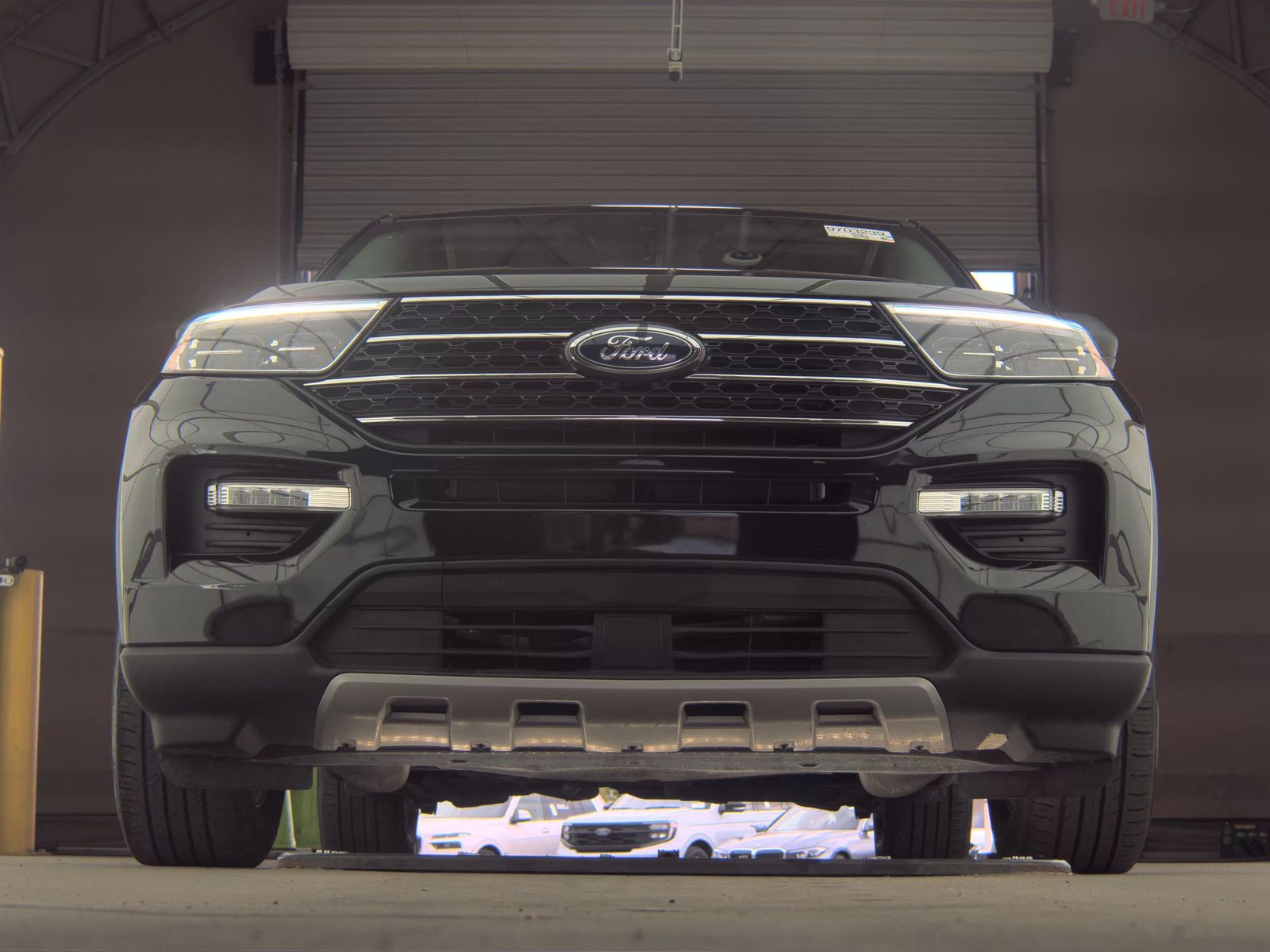 FORD EXPLORER - 4