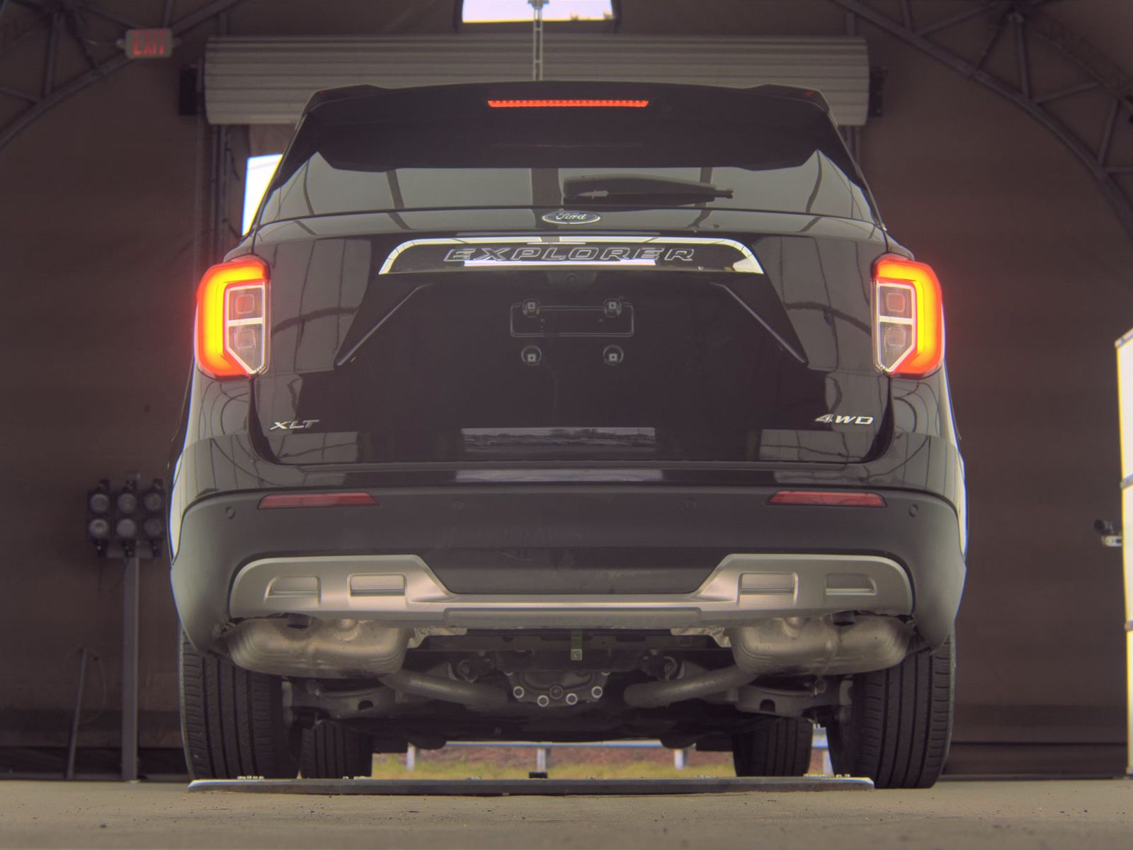 FORD EXPLORER - 8