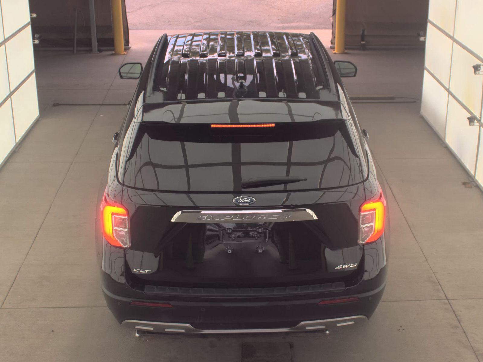 FORD EXPLORER - 7