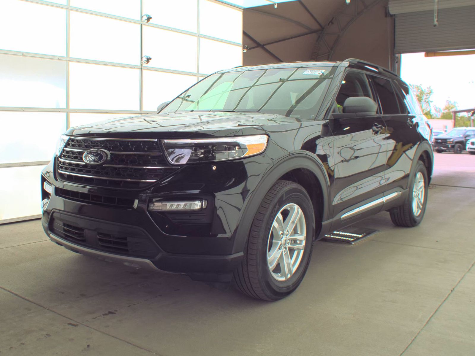 FORD EXPLORER - 1