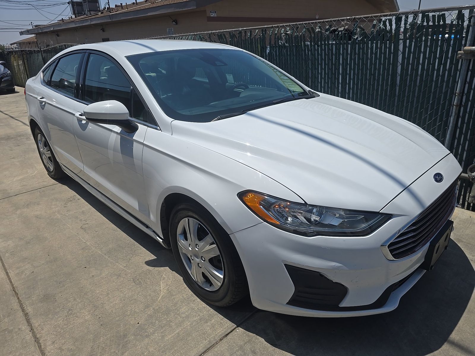 FORD FUSION - 4