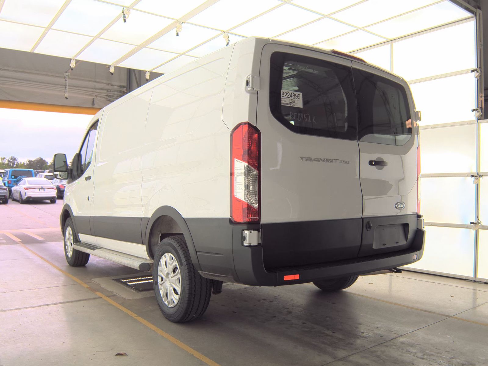FORD TRANSIT 250 - 7