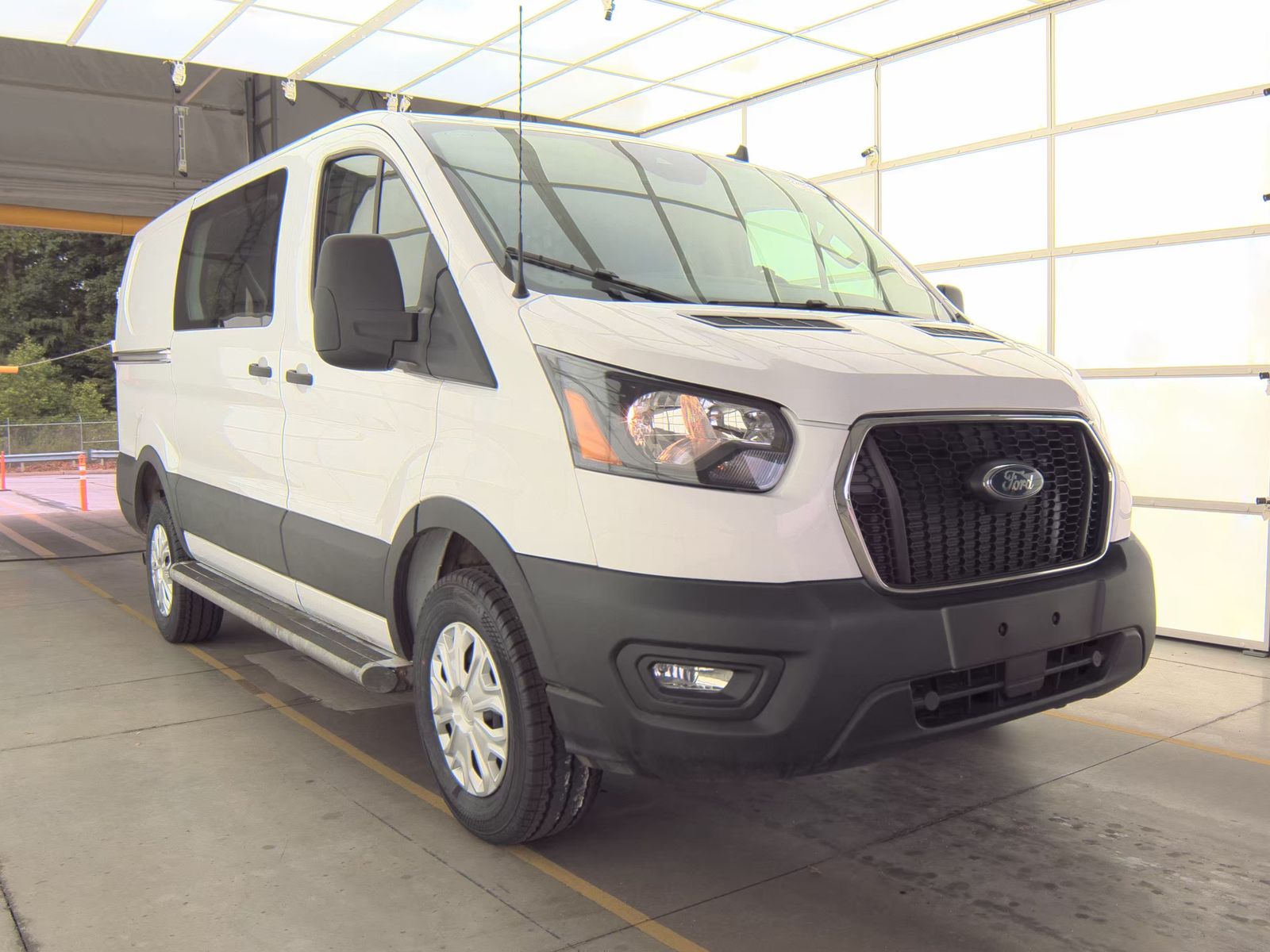 FORD TRANSIT 250 - 4