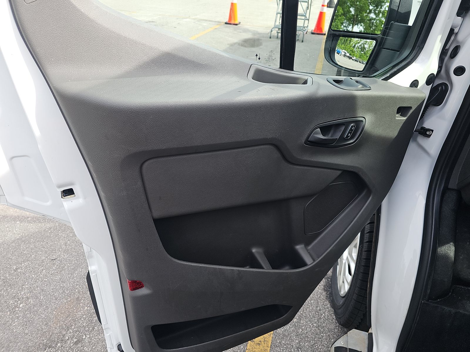 FORD TRANSIT 250 - 10