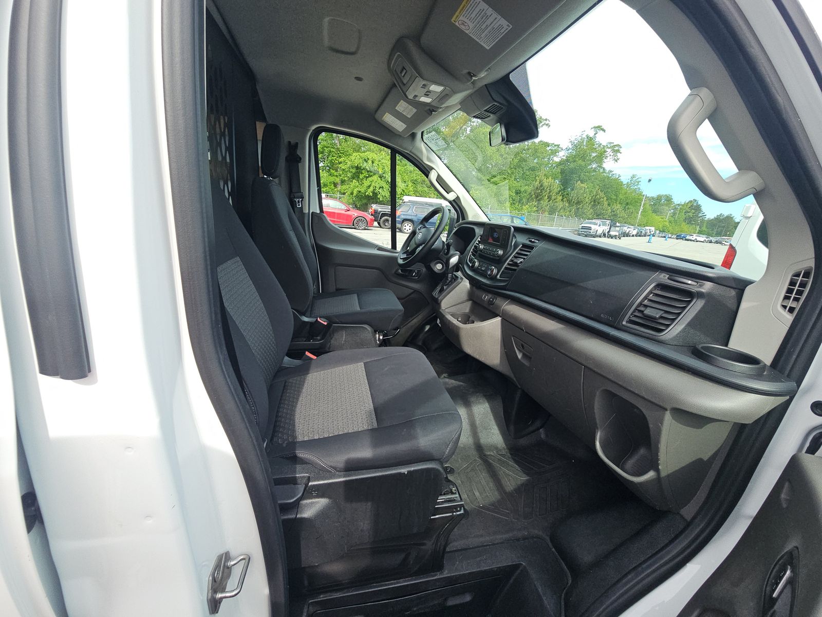FORD TRANSIT 250 - 9