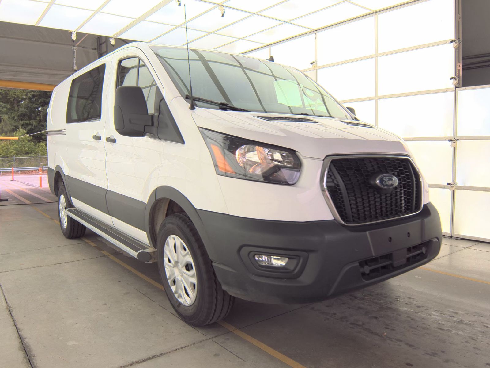 FORD TRANSIT 250 - 4