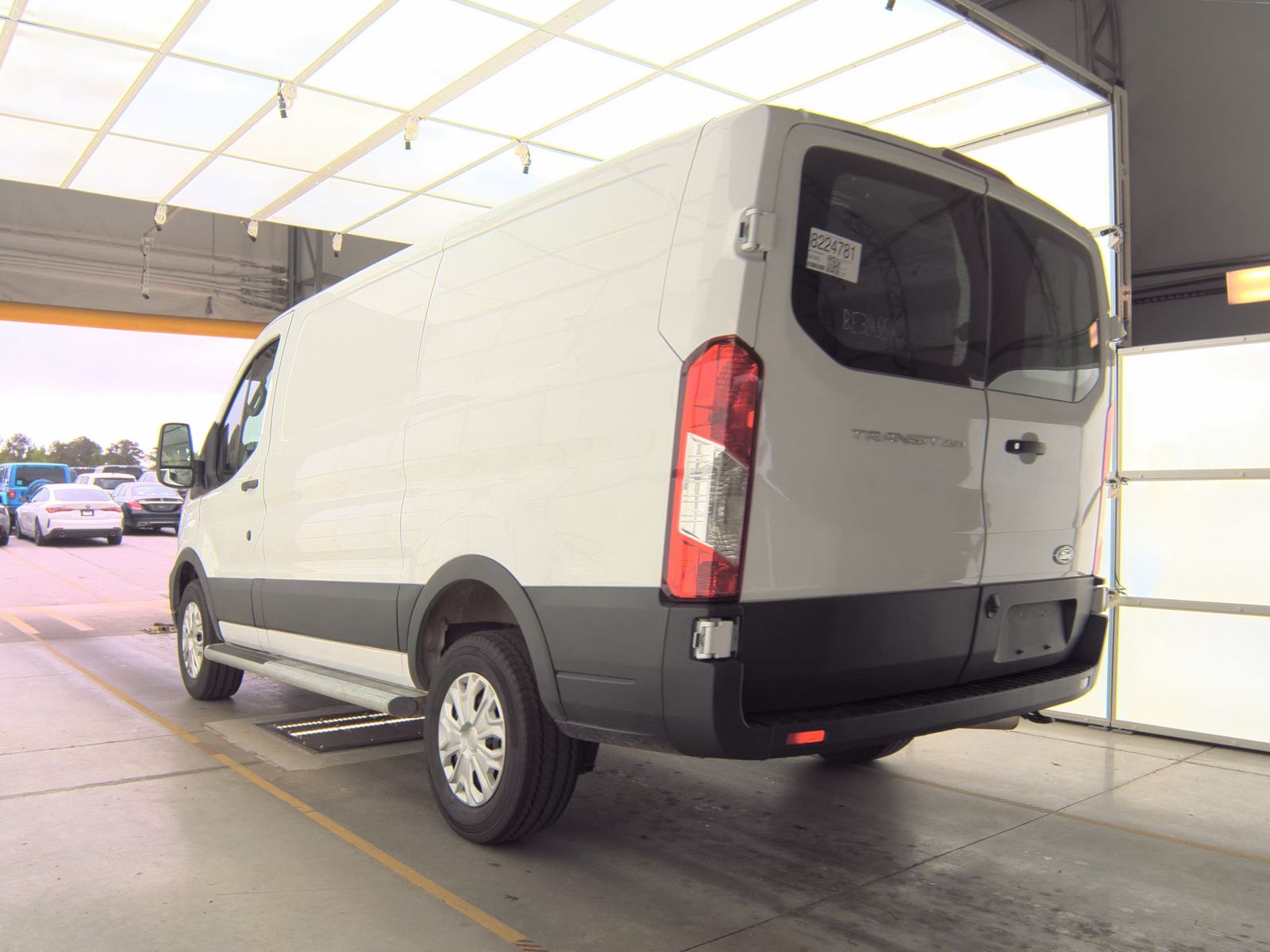FORD TRANSIT 250 - 7