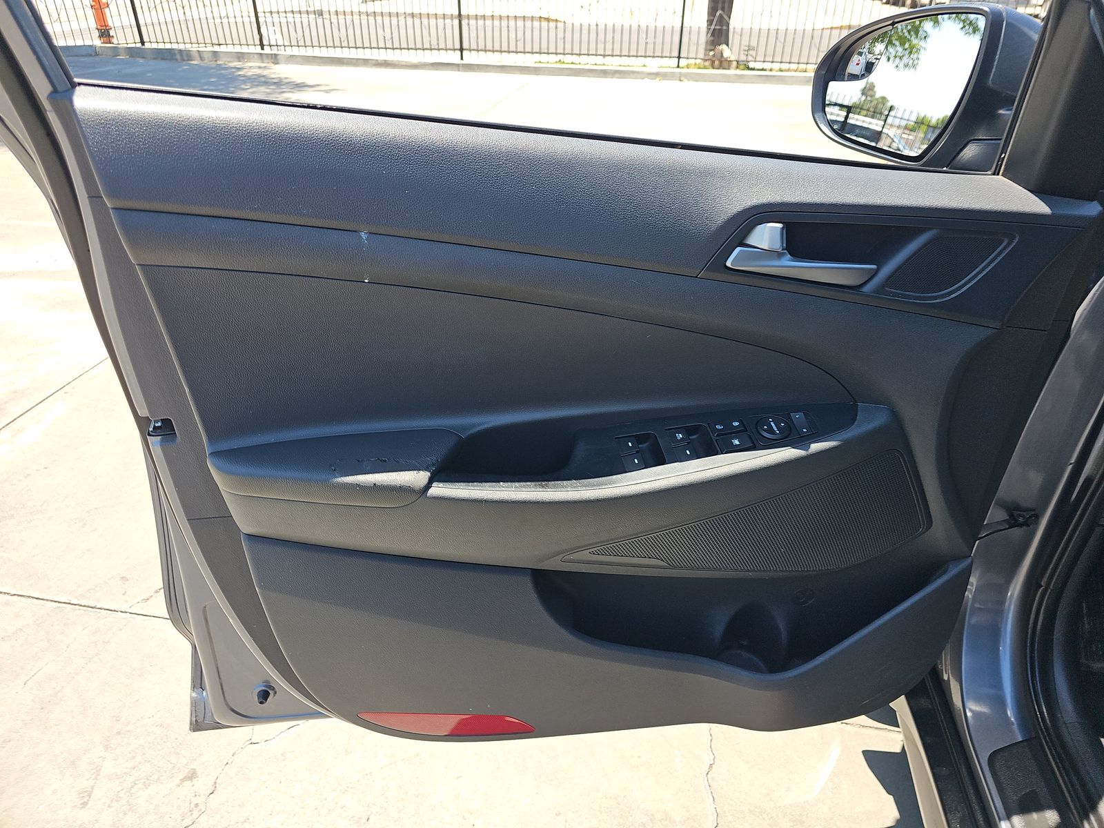 HYUNDAI TUCSON - 10