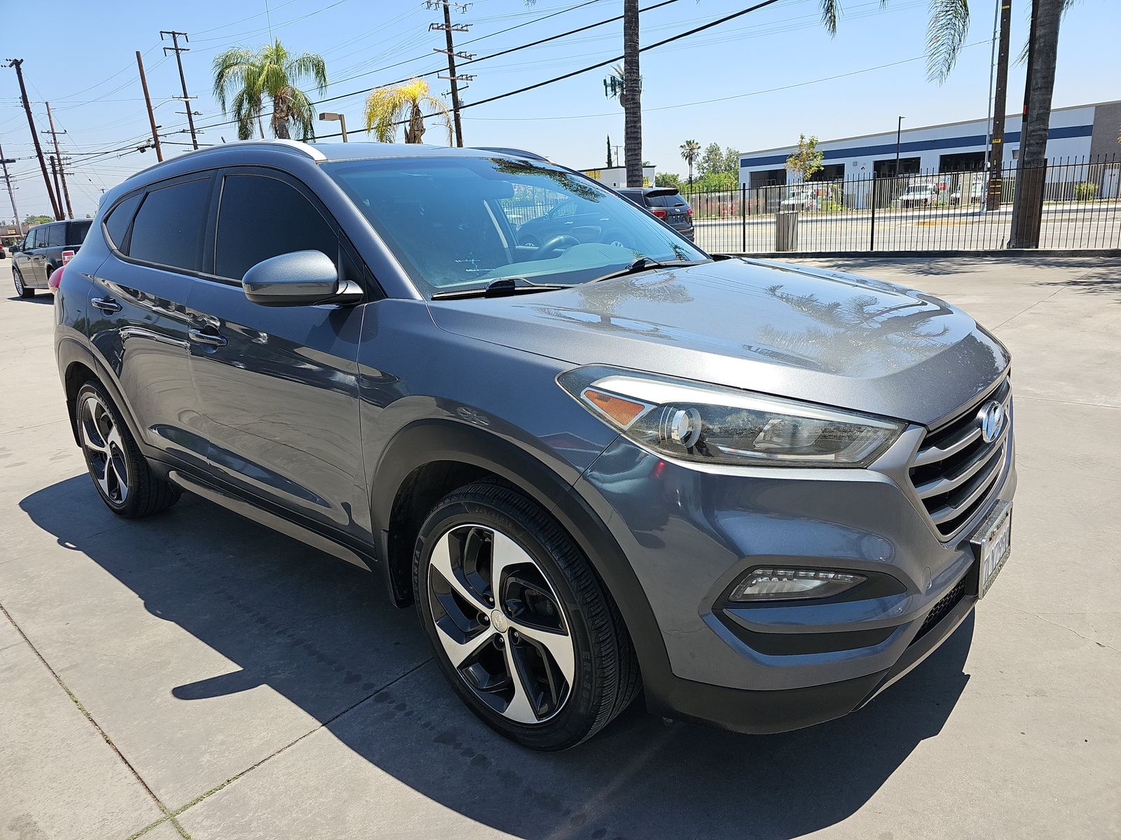 HYUNDAI TUCSON - 4